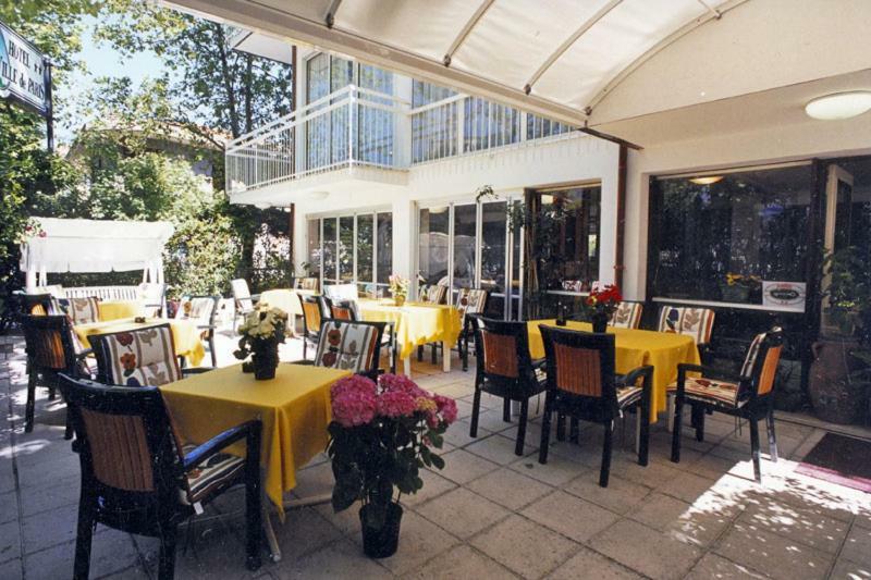 Hotel Ville De Paris 리치오네 외부 사진